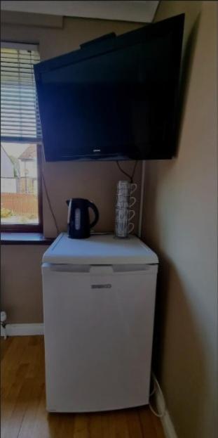Private Room City Skyline And Mountain Views Close Too Belfast Centre And Airports Free Parking Exterior photo